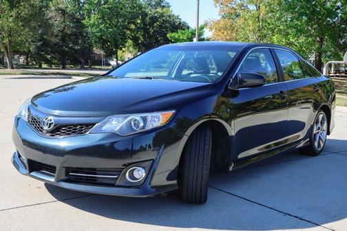 2014 Toyota Camry SE Sport