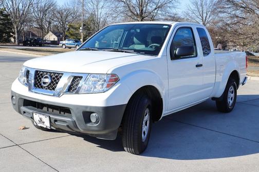 2016 Nissan Frontier S