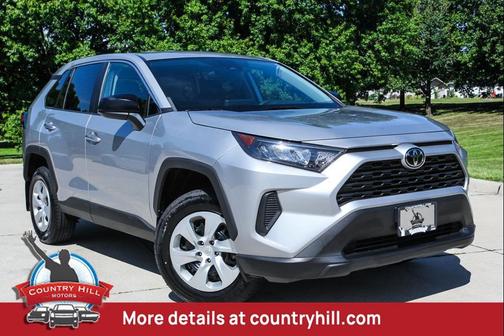 2022 Toyota RAV4 LE