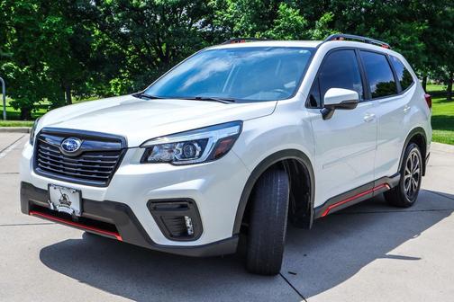 Crystal White Pearl 2020 Subaru Forester Sport