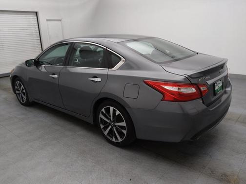 2016 Nissan Altima 2.5 SR