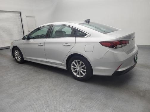 2018 Hyundai SONATA SE