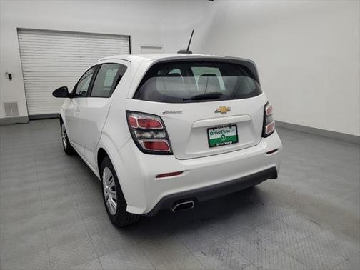 2017 Chevrolet Sonic LT