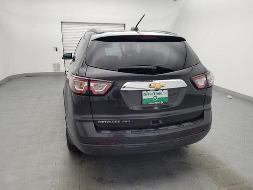 2017 Chevrolet Traverse LS