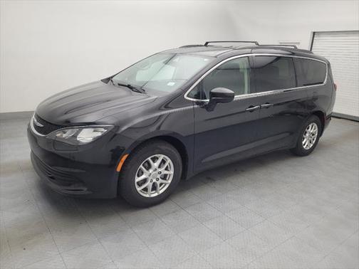 2020 Chrysler Voyager LXI