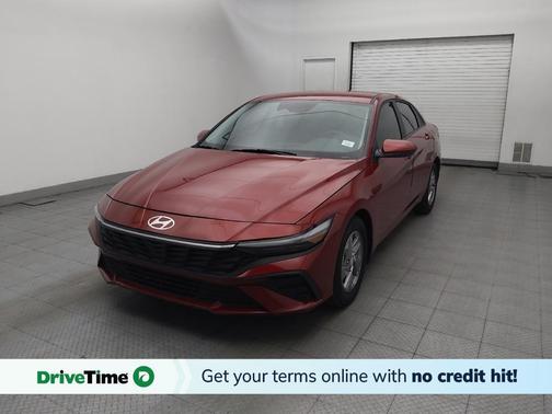 Ultimate Red 2025 Hyundai ELANTRA SE