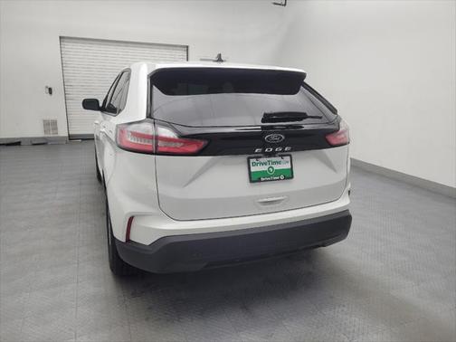 2021 Ford Edge SE
