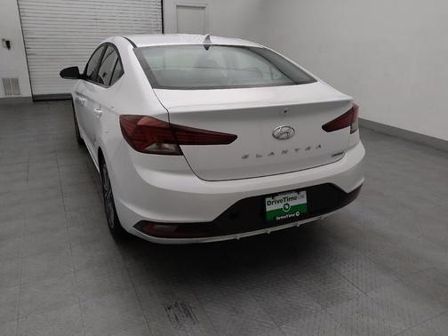 2020 Hyundai ELANTRA Limited