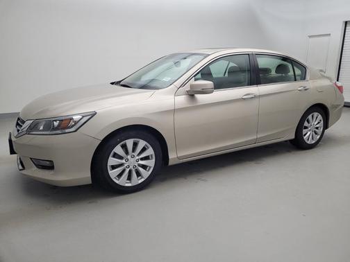Photo 2 of 33 of 2015 Honda Accord EX-L