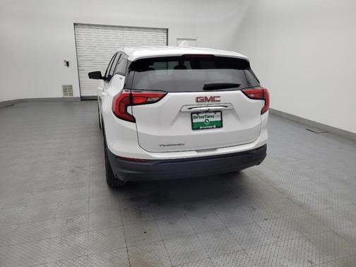 Summit White 2020 GMC Terrain SLE