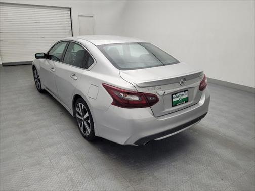 2017 Nissan Altima 2.5 SR