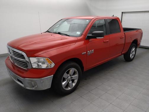 Flame Red Clearcoat 2019 RAM 1500 Big Horn