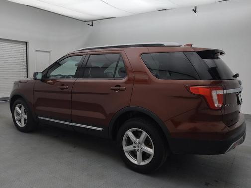 Ruby Red Metallic Tinted Clearcoat 2016 Ford Explorer XLT