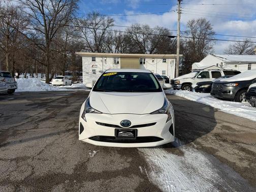 2018 Toyota Prius Two