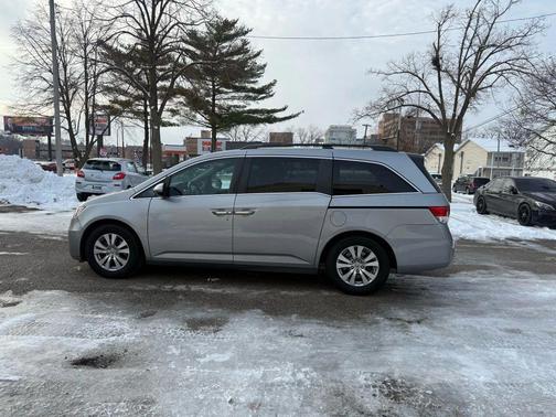 2016 Honda Odyssey SE
