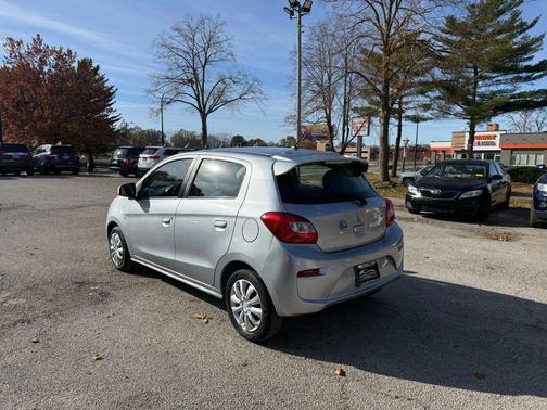 2018 Mitsubishi Mirage ES