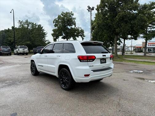 2017 Jeep Grand Cherokee Altitude
