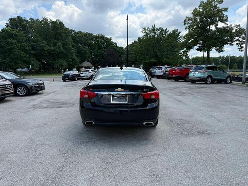 Black 2019 Chevrolet Impala Premier 2LZ