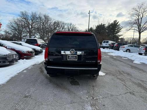 2012 Cadillac Escalade Luxury