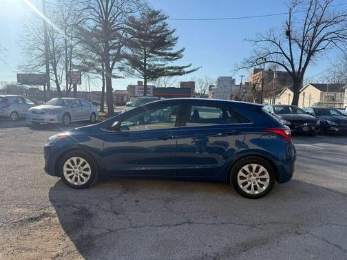 2016 Hyundai Elantra GT Base