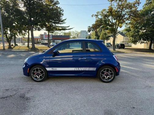 2012 FIAT 500 Sport