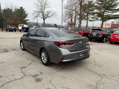 2019 Hyundai SONATA SE