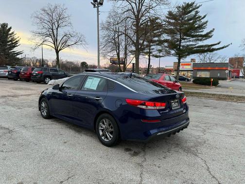 2019 Kia Optima LX