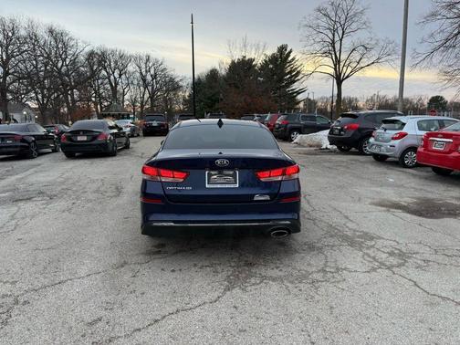 2019 Kia Optima LX