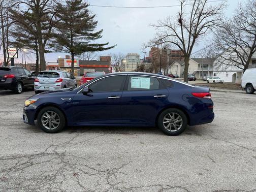 2019 Kia Optima LX
