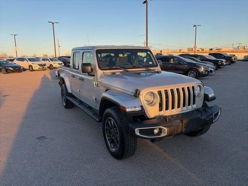 2023 Jeep Gladiator Overland