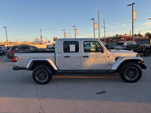 2023 Jeep Gladiator Overland