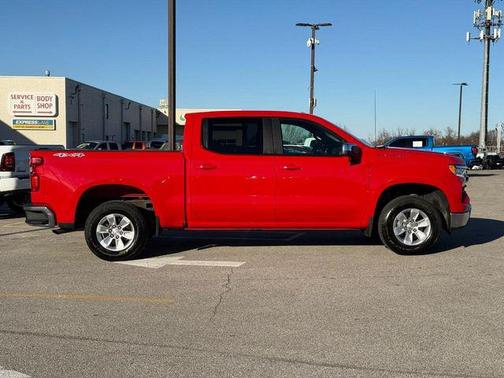 2025 Chevrolet Silverado 1500 LT