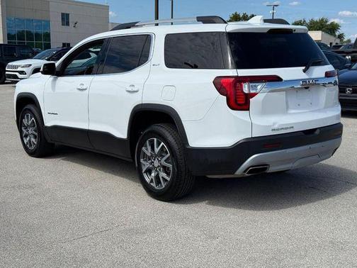 2023 GMC Acadia FWD SLT
