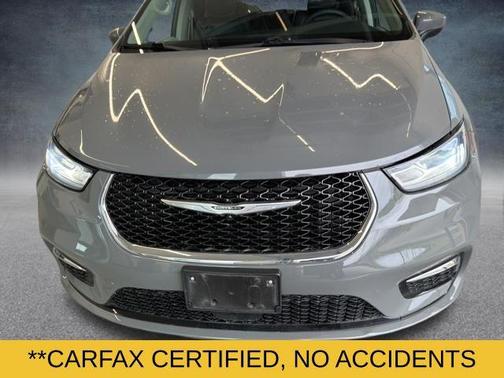 Ceramic Gray Clearcoat 2023 Chrysler Pacifica Touring L