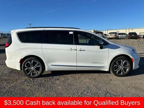 2026 Chrysler Pacifica L