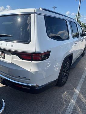 2022 Jeep Wagoneer Series III 4x4