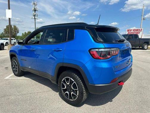 2024 Jeep Compass Trailhawk