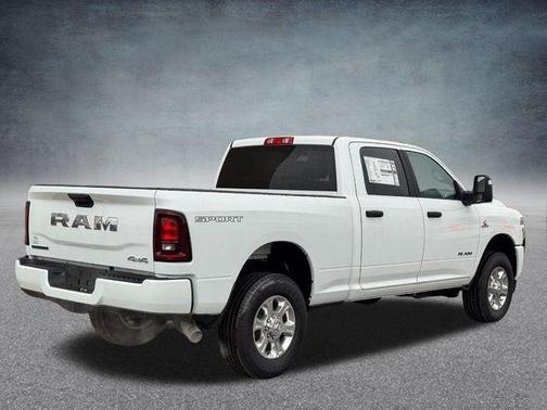 2025 RAM 3500 Big Horn Crew Cab 4x4 6'4' Box