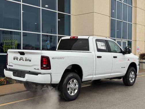 2025 RAM 3500 Big Horn Crew Cab 4x4 6'4' Box