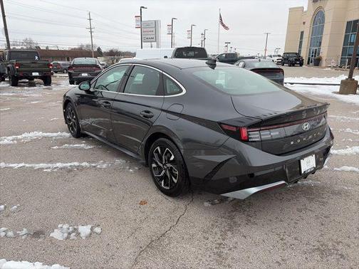 2025 Hyundai SONATA SEL