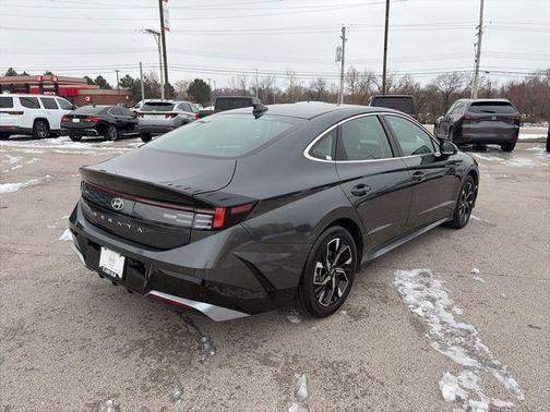 2025 Hyundai SONATA SEL