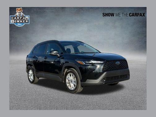 2025 Toyota Corolla Cross LE