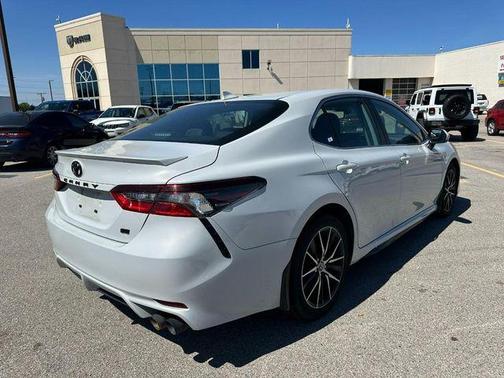 2023 Toyota Camry SE