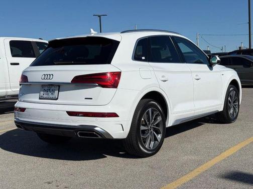 2024 Audi Q5 45 S line Premium Plus
