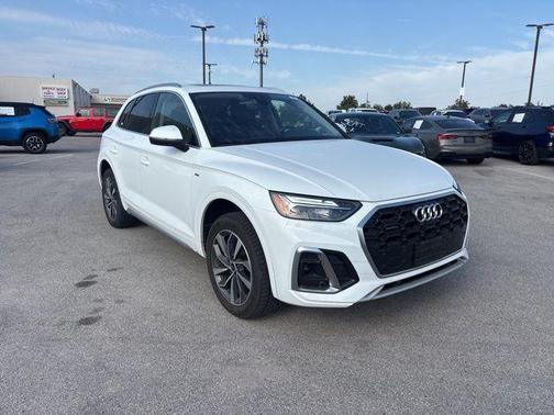 2024 Audi Q5 45 S line Premium Plus