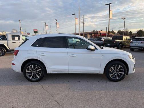 2024 Audi Q5 45 S line Premium Plus