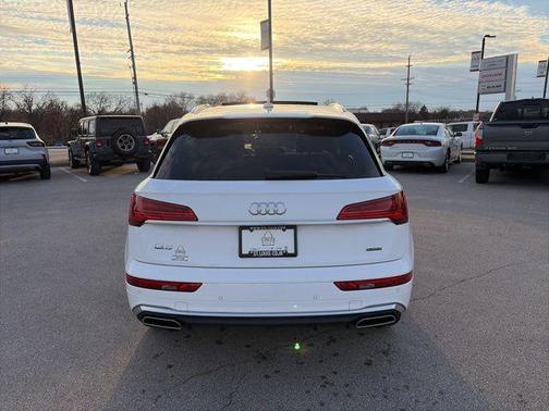 2024 Audi Q5 45 S line Premium Plus
