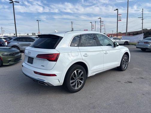 2024 Audi Q5 45 S line Premium Plus
