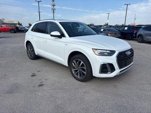 2024 Audi Q5 45 S line Premium Plus
