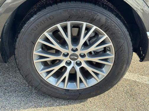 2024 Genesis GV80 2.5T